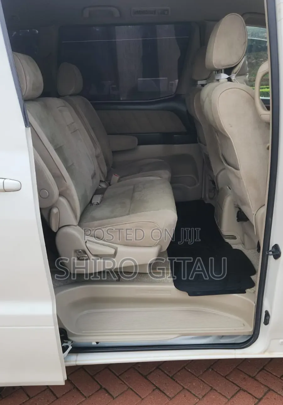 Toyota Alphard 2006 White