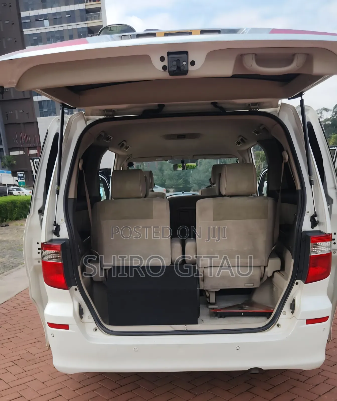 Toyota Alphard 2006 White