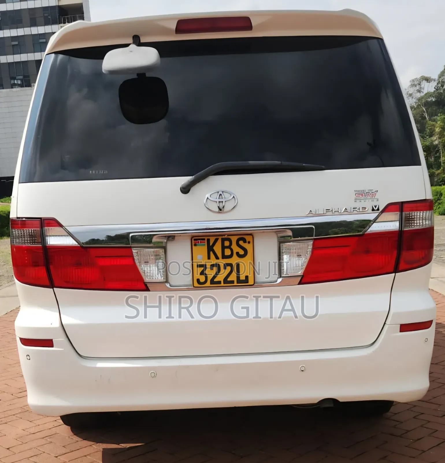 Toyota Alphard 2006 White