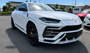 Lamborghini Urus 2024 White