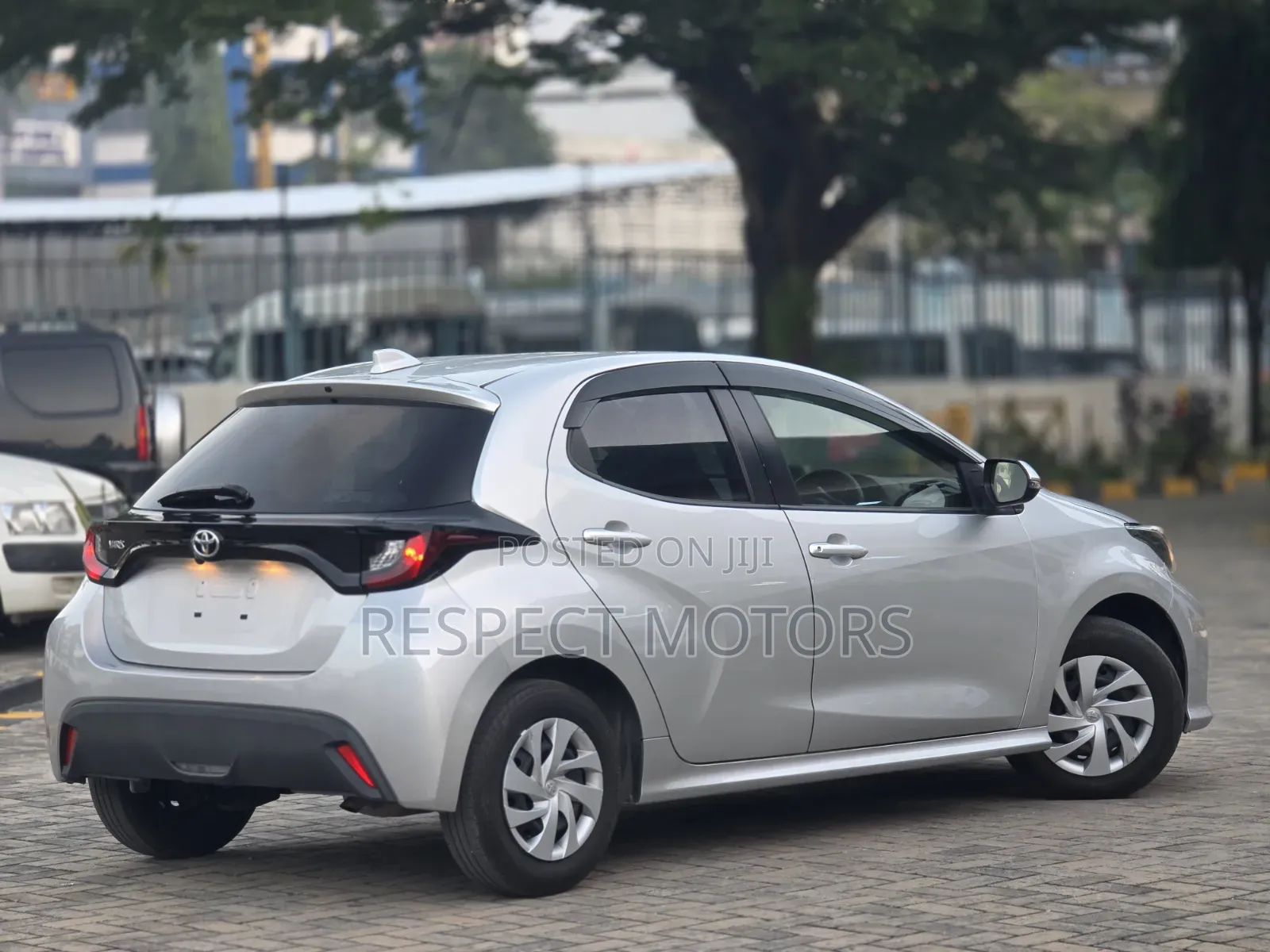 Toyota Yaris 2020 Silver