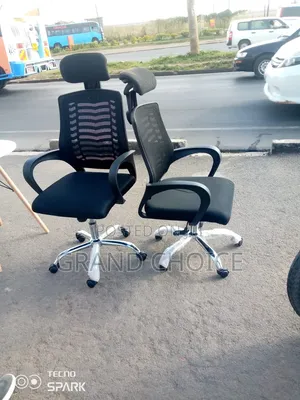 Executive Office Chair With Headrest
