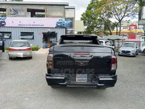 Toyota Hilux 2017 Black