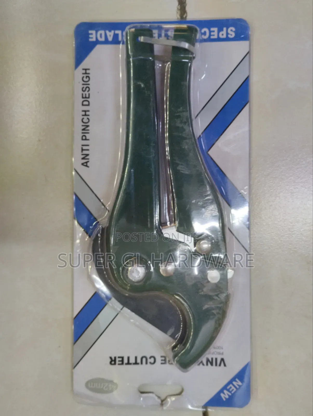Vinyl Pipe Cutter