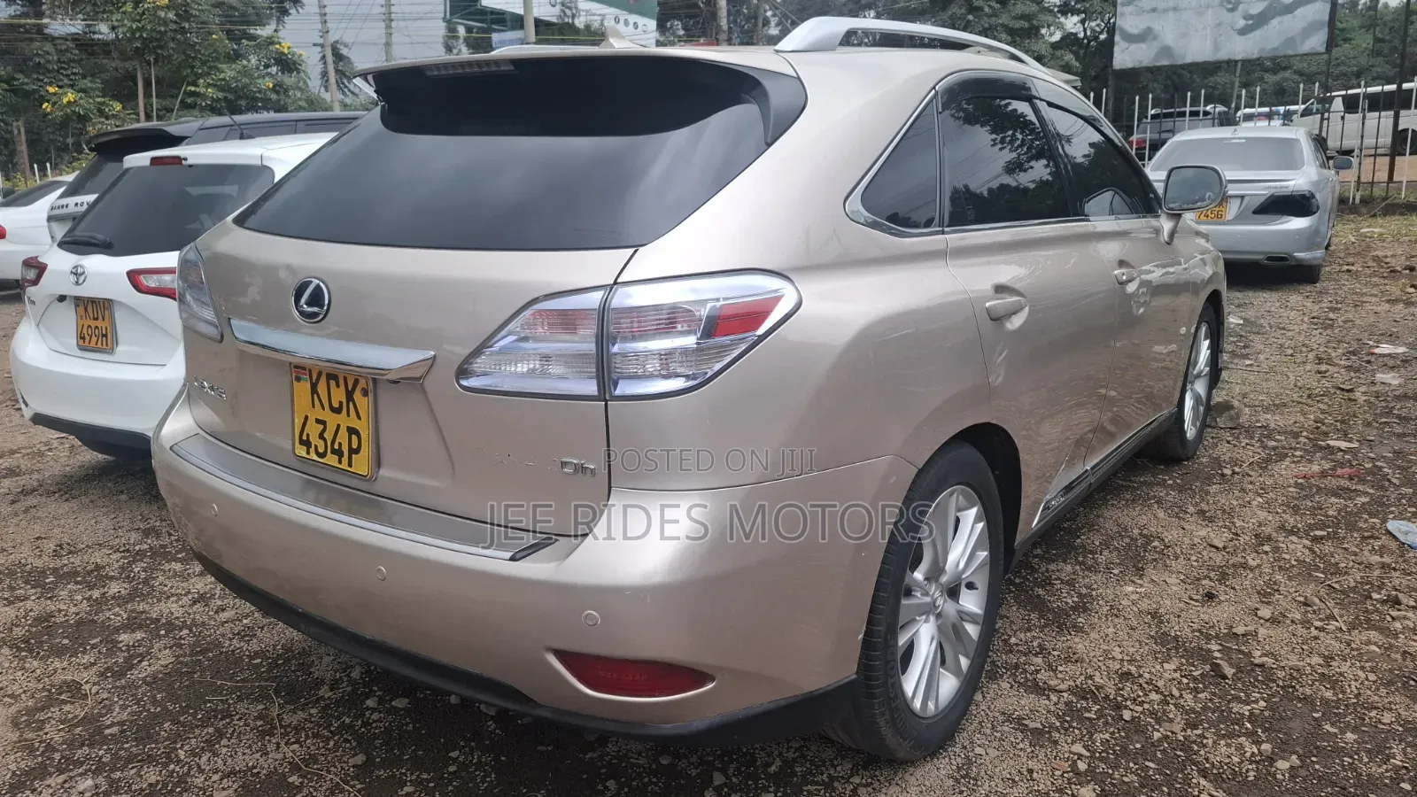 Lexus RX 2010 Gold