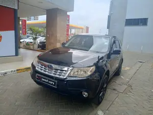 Subaru Forester 2011 Black