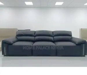 Leather Sofa: Gray Well Padded Lounge Couch