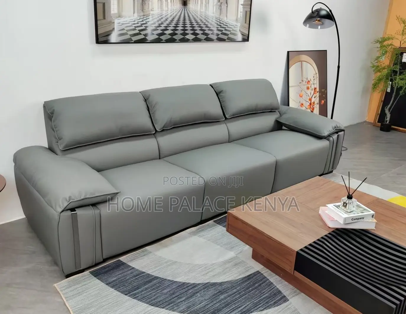 Leather Sofa: Gray Well Padded Lounge Couch