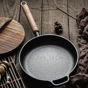 25cm Thickened Cast Iron Frying Pan With Bamboo Lid