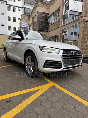 Audi Q5 2.0T Premium AWD quattro 2019 White