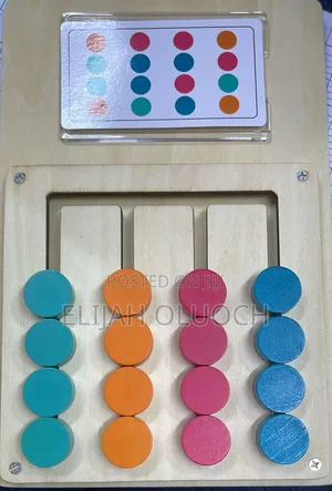 Montessori Kids Colors Matching Game for Creating Thinking Training