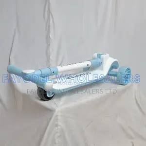 Blue Children's Scooter – Stable 3-Wheel Design