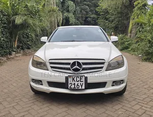 Mercedes-Benz C200 2008 White