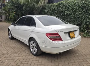 Mercedes-Benz C200 2008 White