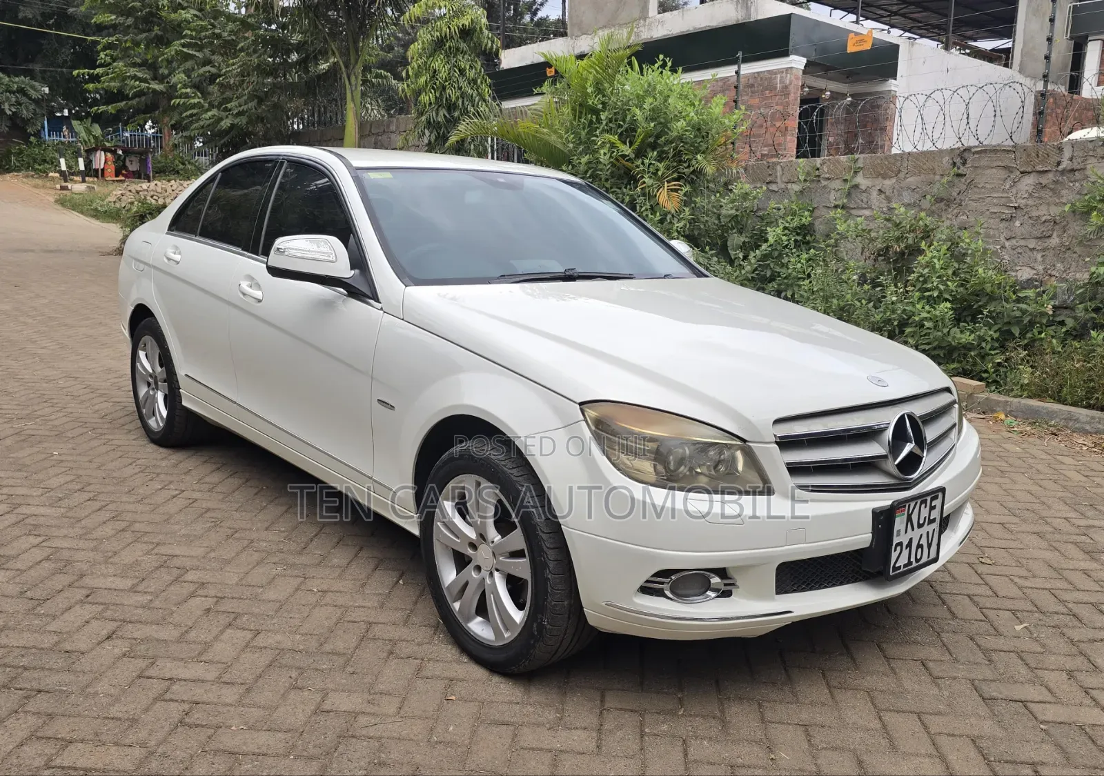 Mercedes-Benz C200 2008 White