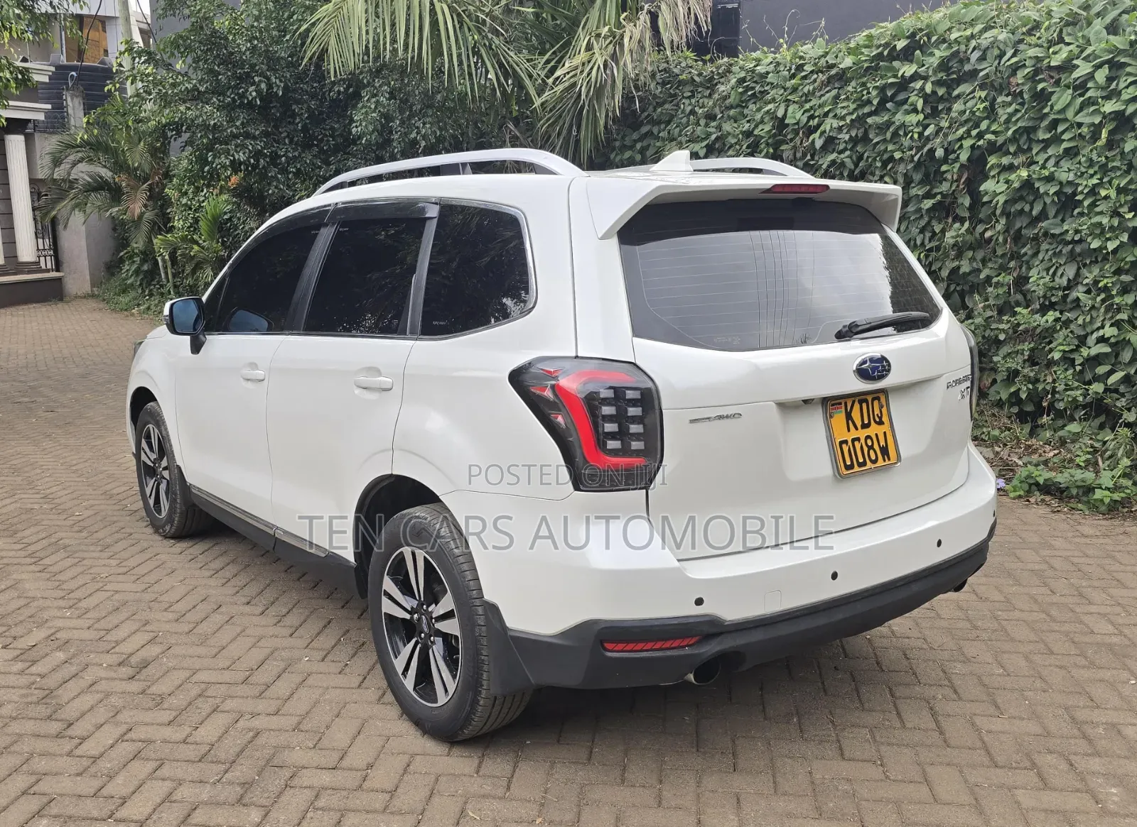 Subaru Forester 2017 White