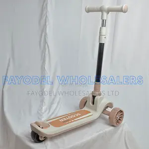 Blue Lightweight 3-Wheel Scooter