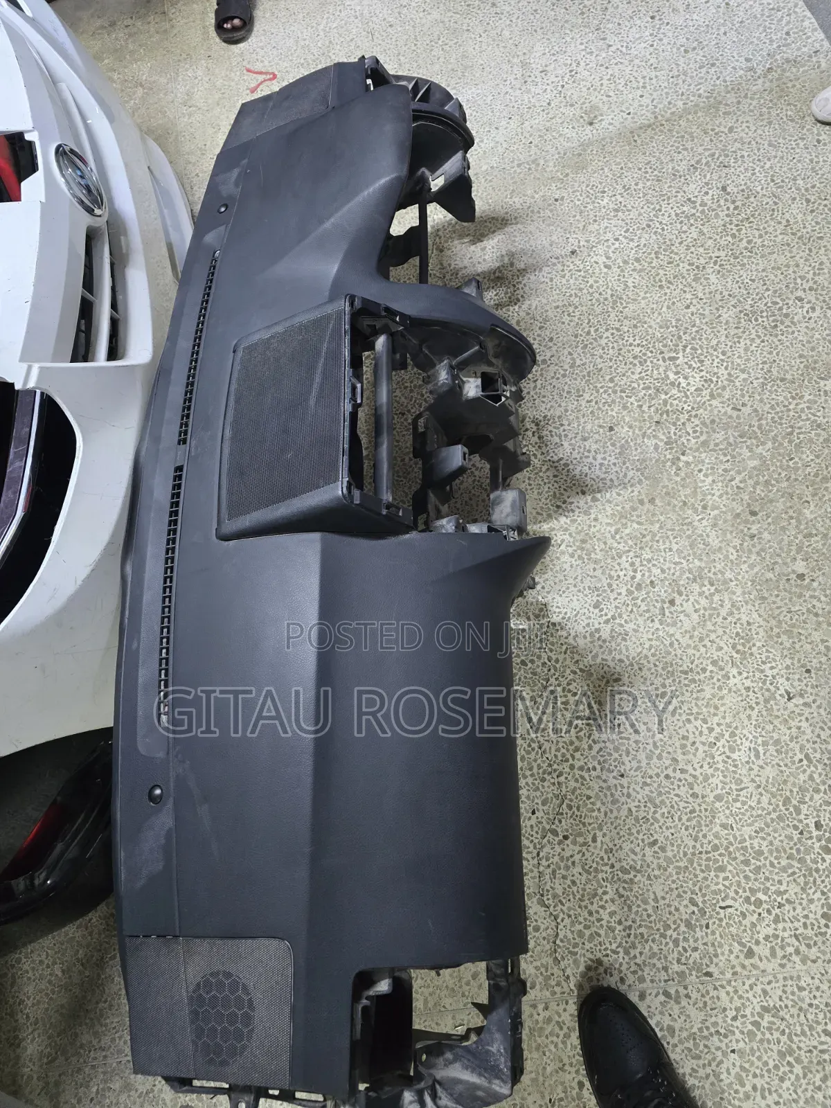 Dashboard Prado 150