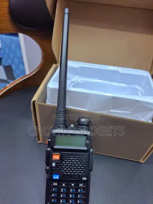 Baofeng Uv-5r Handheld Transceiver Long Range Walkie Talkie