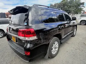 Toyota Land Cruiser 2017 Black