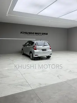Nissan Note 2019 Silver