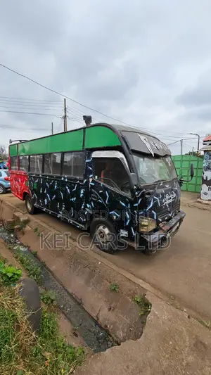 Hino Dutro 2014 Black