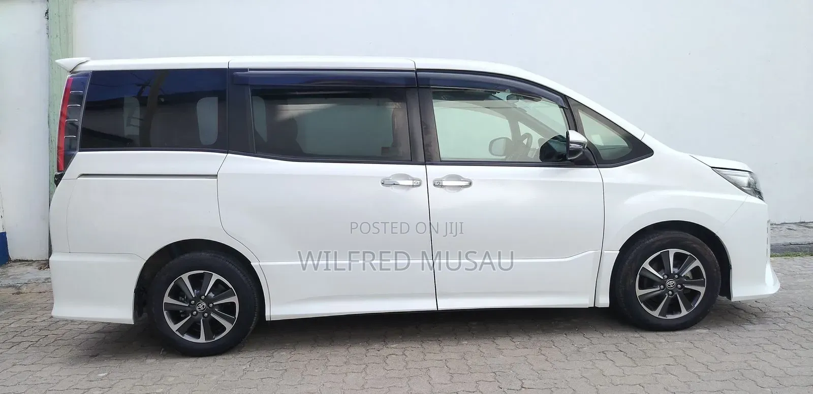 Toyota Noah 2020 White
