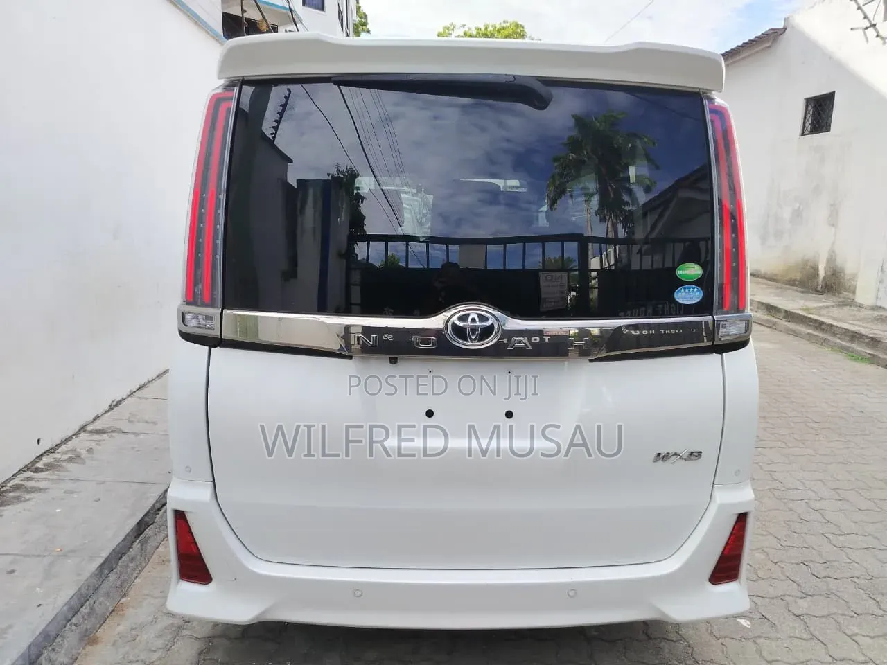Toyota Noah 2020 White