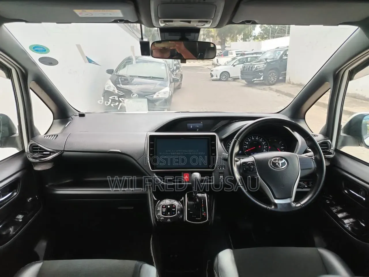 Toyota Noah 2020 White