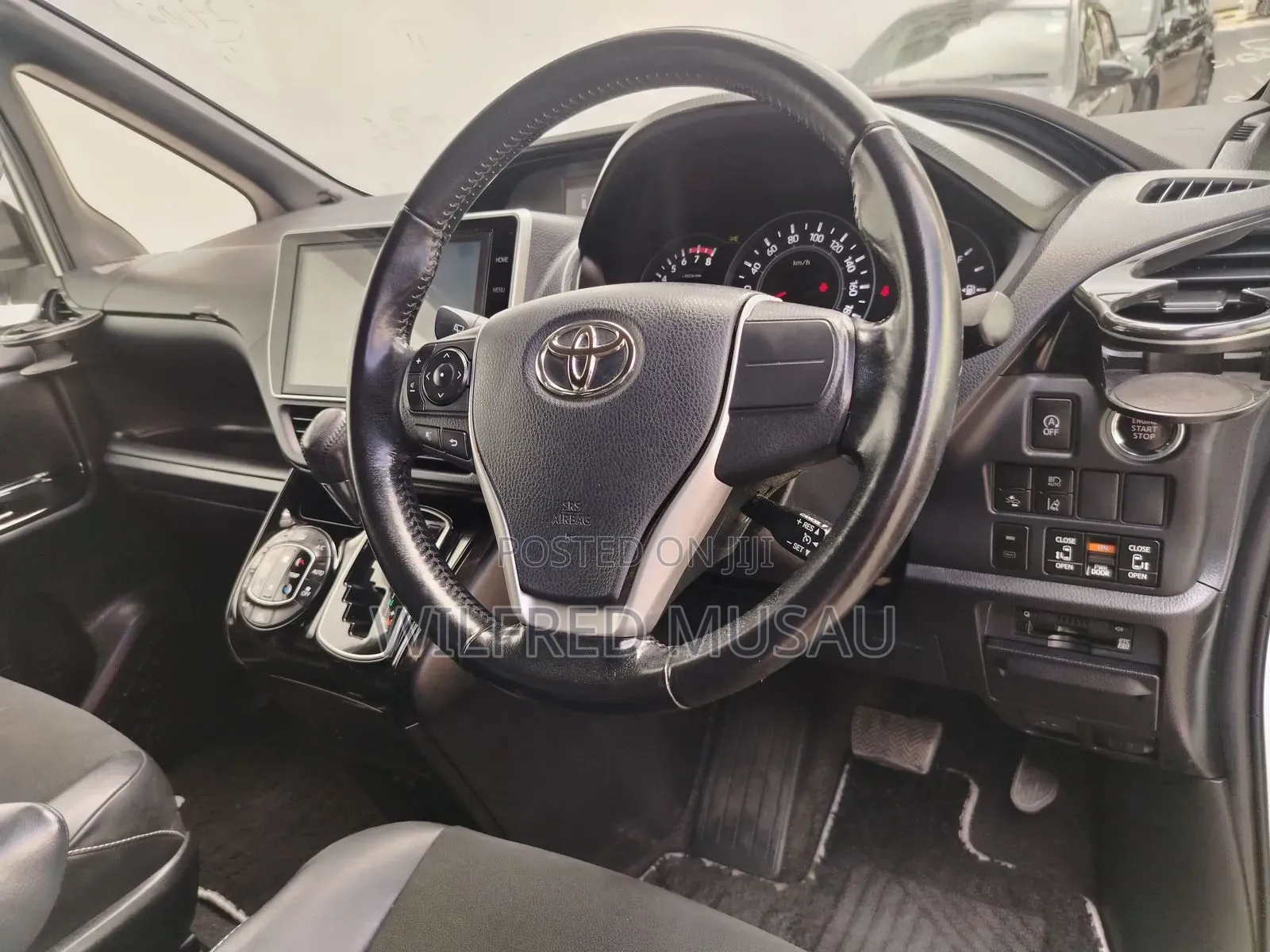 Toyota Noah 2020 White