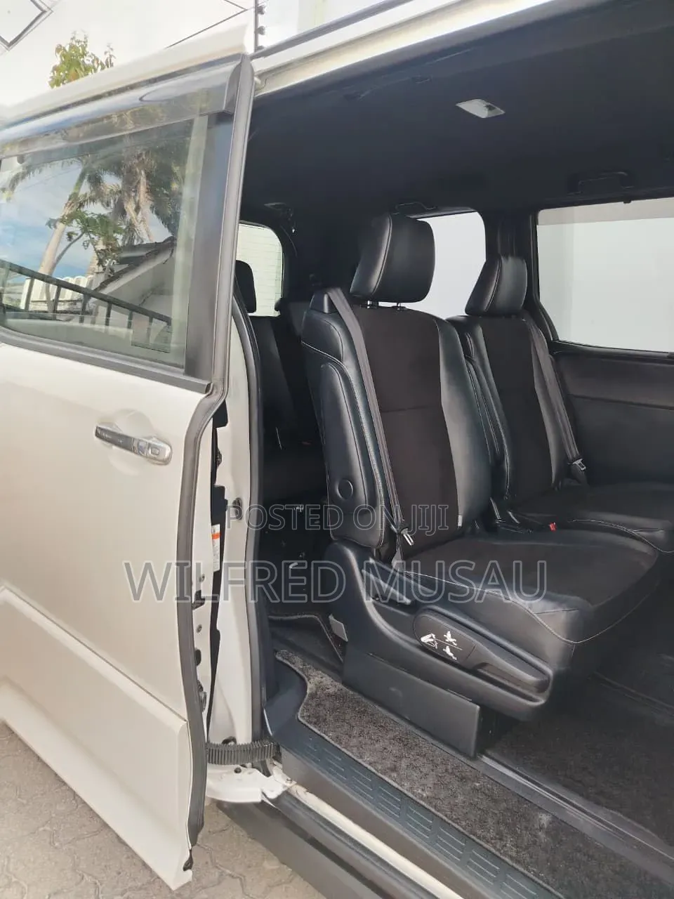 Toyota Noah 2020 White