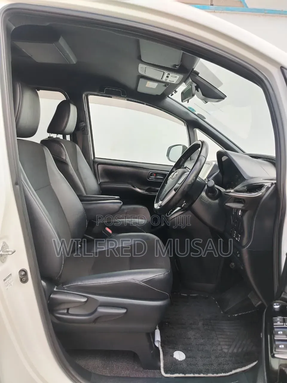 Toyota Noah 2020 White