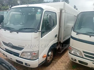 Selling Toyota Dyna Diesel 4000 Cc Automatic