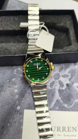 Curren 9110 Unisex Watch – Stylish Fashion Timepiece