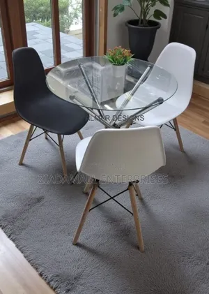 Dinning Table,Elegant 3-Seater Round Glass Dining Table