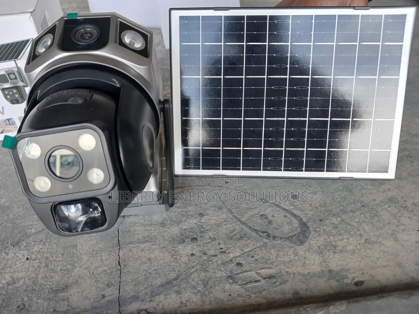 Double Lens PTZ Solar Camera