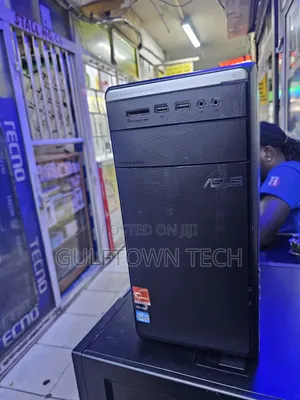 Desktop Computer Asus 8GB Intel Core i3 HDD 250GB