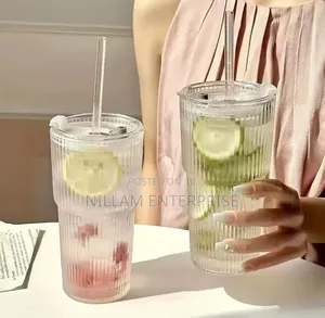 Heavy Borosilicate Tumbler With Straw. 600ml
