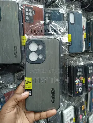 Oppo Reno 13 Slim-Profile Cover