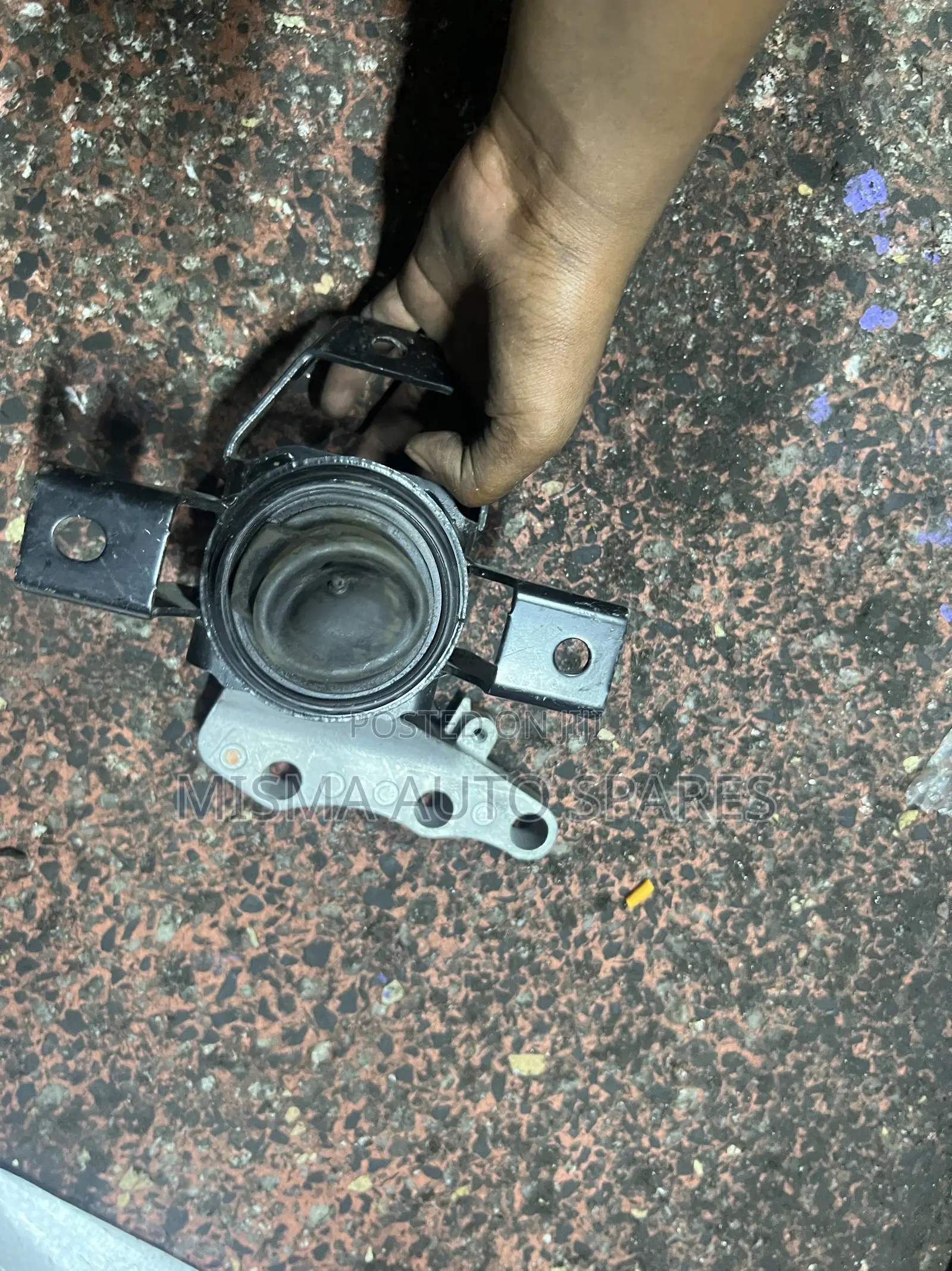 Engine Mounting Toyota Solio