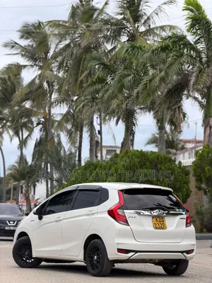 Honda Fit 2018 White
