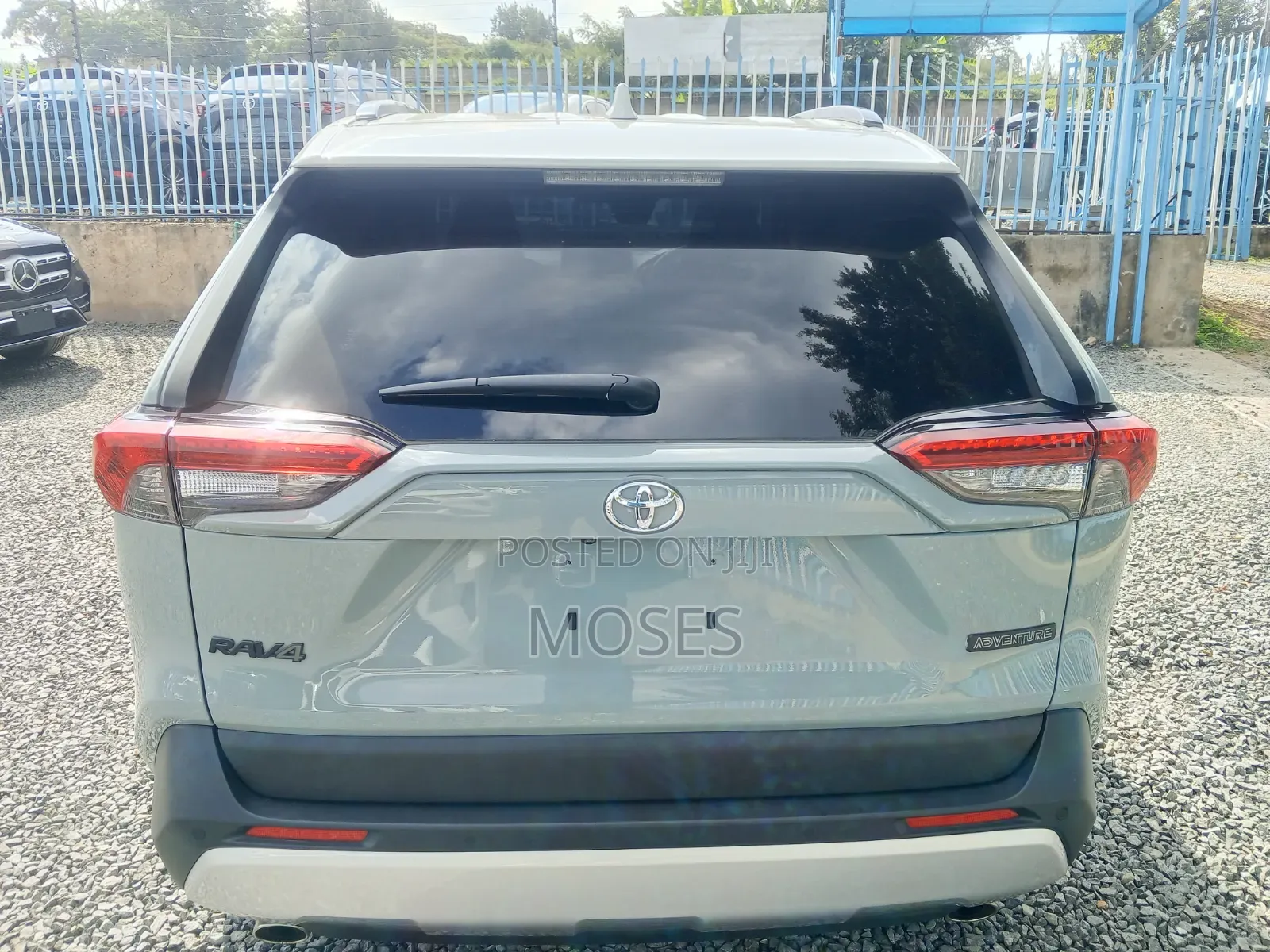 Toyota RAV4 2020 Green