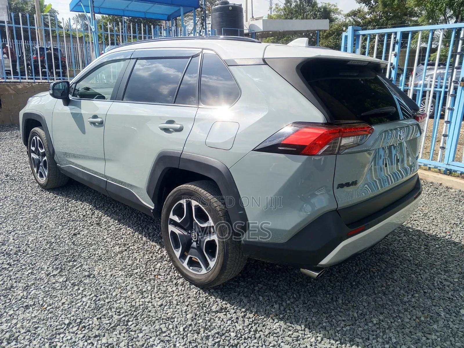 Toyota RAV4 2020 Green