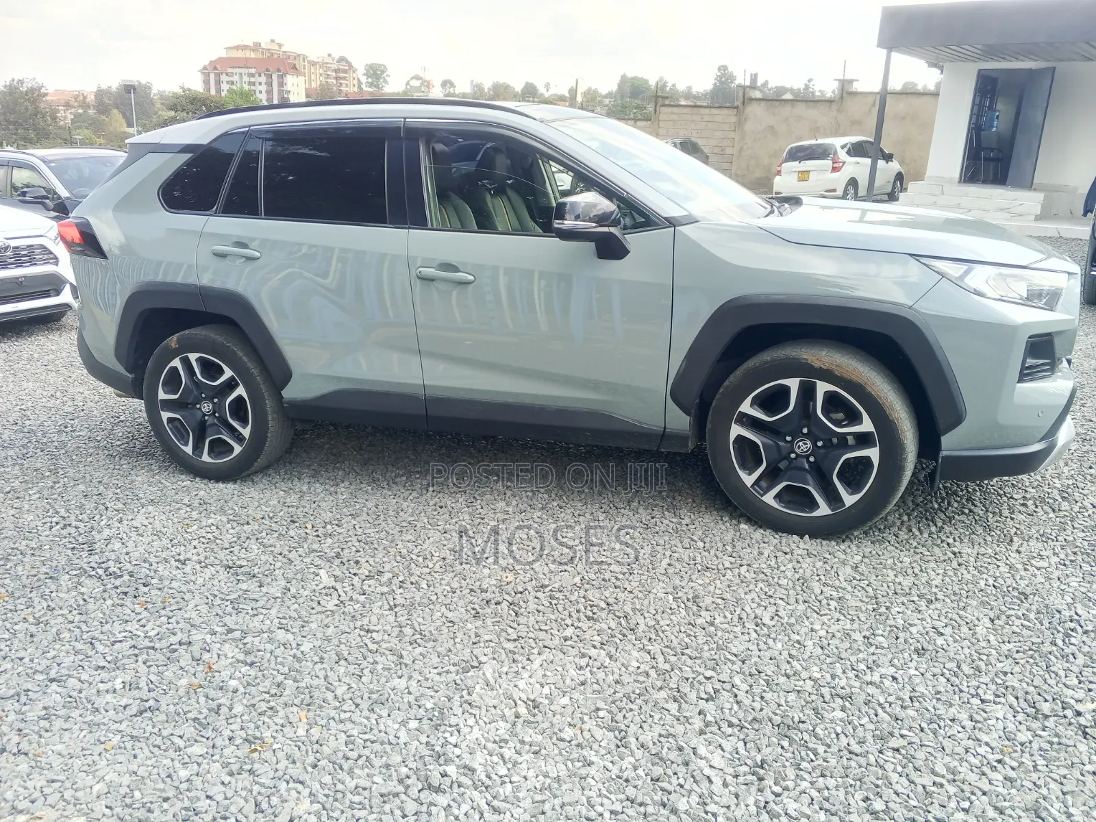 Toyota RAV4 2020 Green