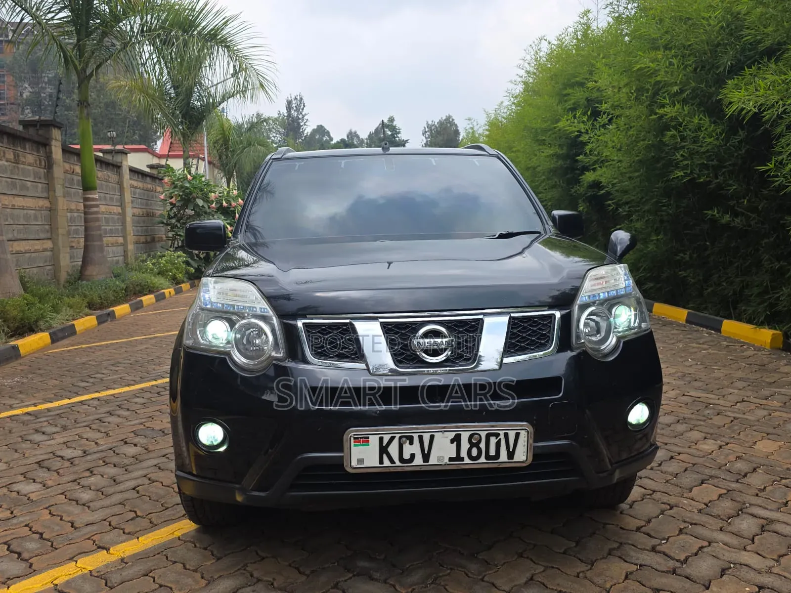 Nissan X-Trail 2012 Black