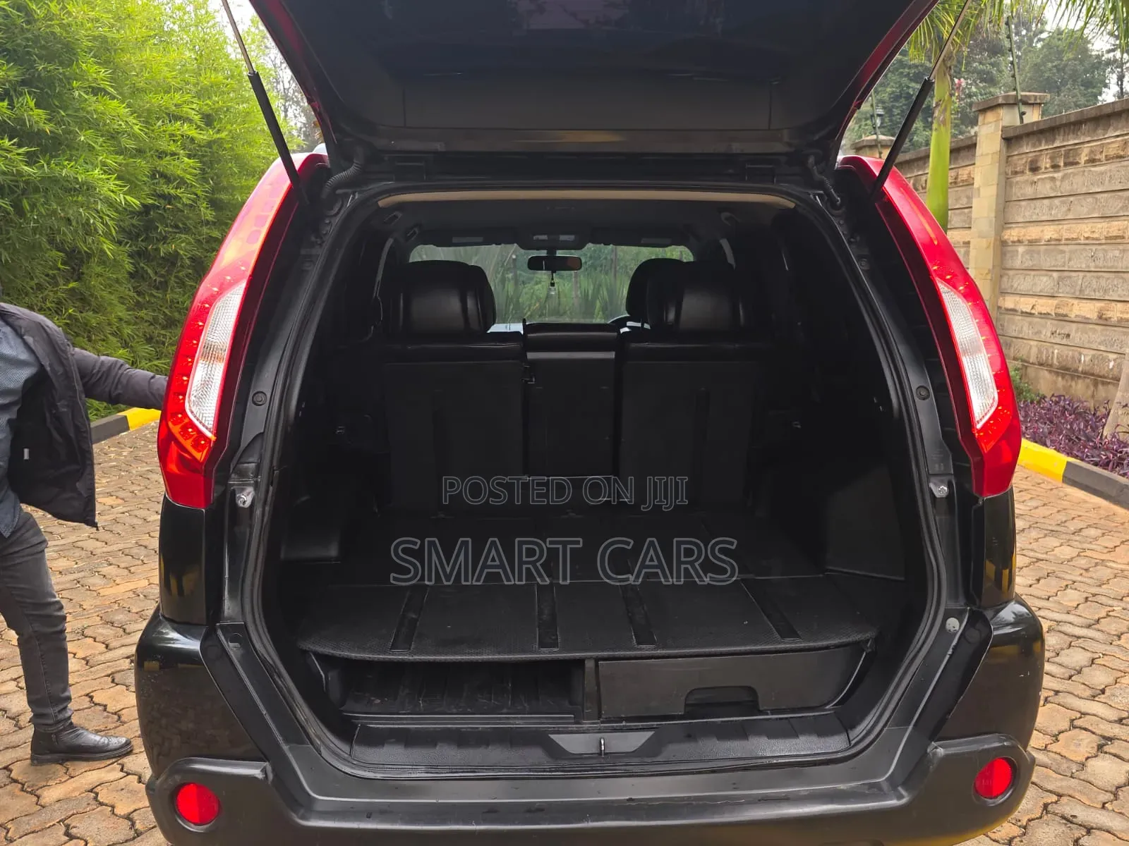 Nissan X-Trail 2012 Black