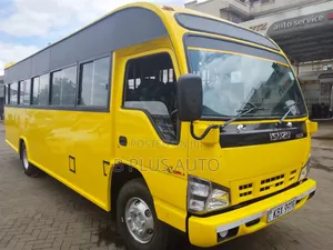 Isuzu NQR 2014 Yellow