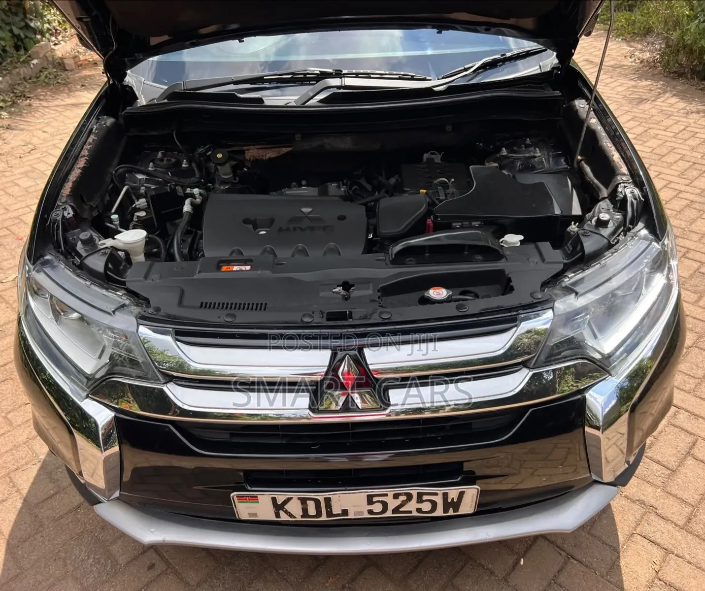 Mitsubishi Outlander 2016 Black