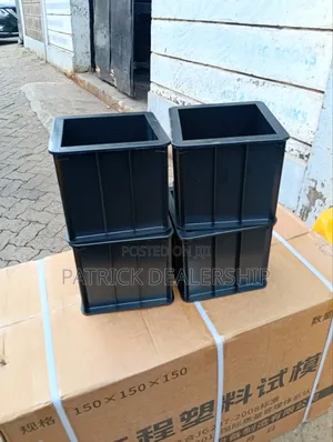 Concrete Plastic Cube Moulds