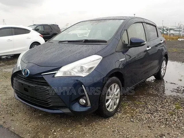 Toyota Vitz 2019 Blue